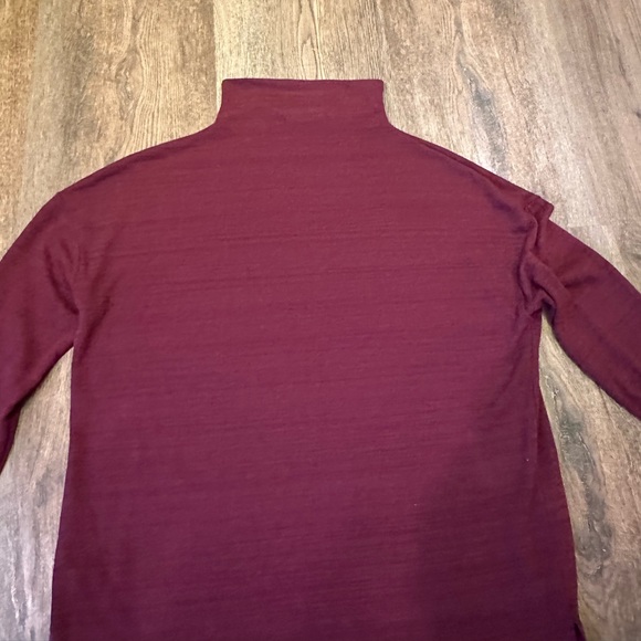 Ladies Nicole Miller Mock Turtleneck top - Picture 1 of 5